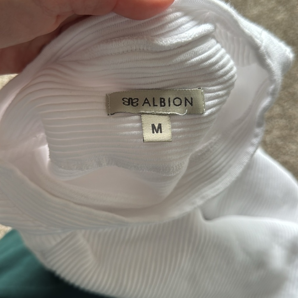 Albion Ribbed Top - Picture 4 of 4